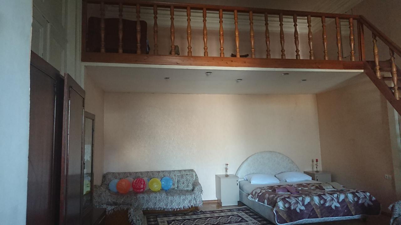 Grandma'S Hotel ティビリシ エクステリア 写真