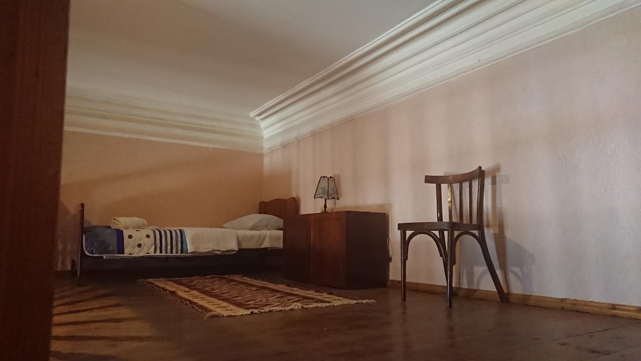 Grandma'S Hotel ティビリシ エクステリア 写真